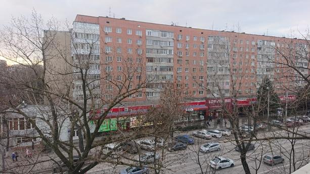 2 bedroom apartment in the center, Rostov-on-Don - apartment by the day