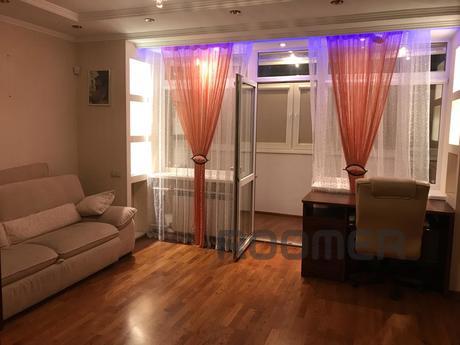 2-bedroom apartment on Voroshilovsk, Rostov-on-Don - apartment by the day