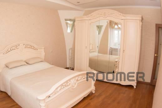 2 bedroom apartment renovated. The apartment has everything 