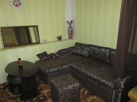 Feodosia Apartment near the sea, Feodosia - apartment by the day