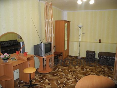 Feodosia Apartment near the sea, Feodosia - apartment by the day