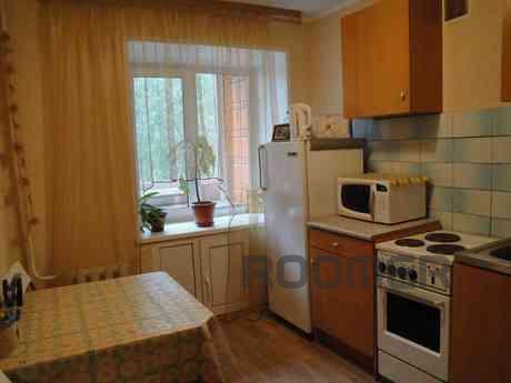 Cozy 1 bedroom apartment for rent, Tomsk - apartment by the day