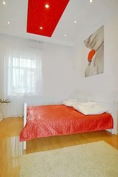 Apartment 'Cozy flat', centr, Yalta - apartment by the day