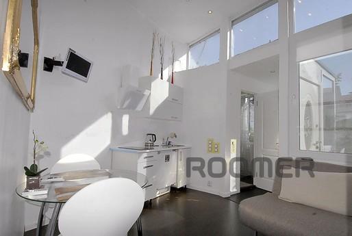 Apartment 'Cozy flat', centr, Yalta - apartment by the day