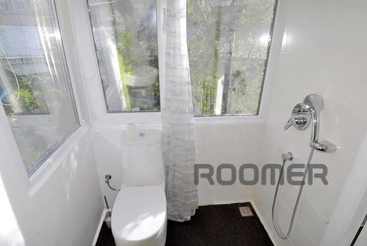 Apartment 'Cozy flat', centr, Yalta - apartment by the day