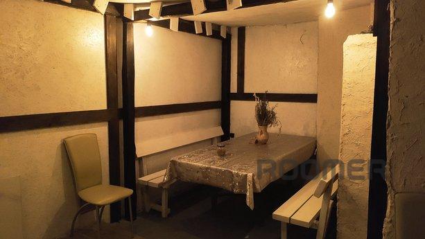 House for rent hourly with a vat on wood in the open air for