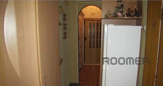House in dvuhminutah Sea in Feodosia., Feodosia - apartment by the day