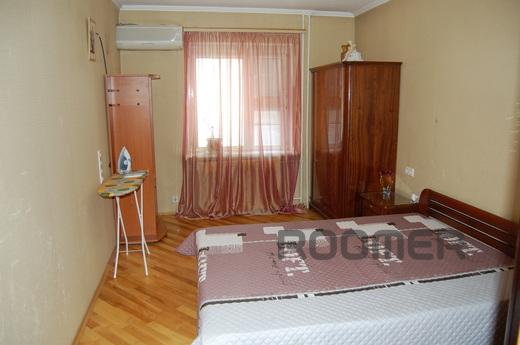 Daily 2-room near the metro station KPI, Kyiv - apartment by the day