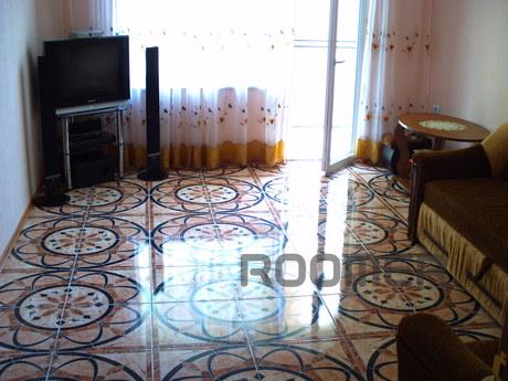 Rent a room at the sea at any time, Yalta - apartment by the day