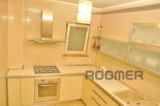 2 BR Apartment  for rent in new house, Odessa - apartment by the day