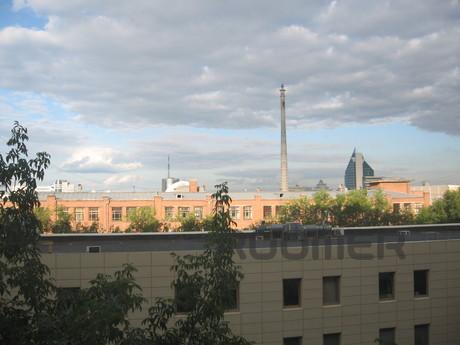 Apartment for Khokhryakova 100, Yekaterinburg - apartment by the day