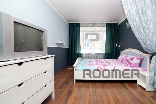An oasis in the city center, Yekaterinburg - apartment by the day