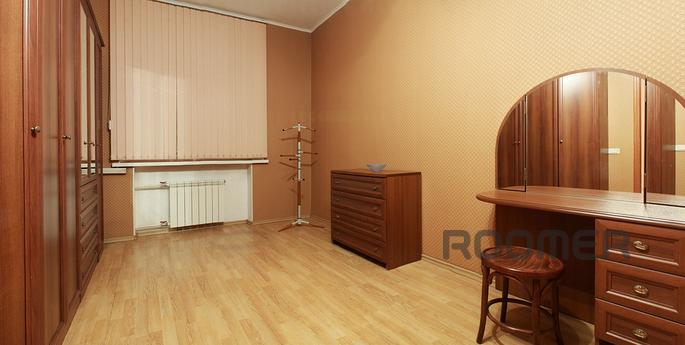 Cozy apartment in the center of Moscow, within walking dista