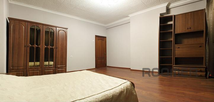 Comfortable apartment near the metro, Moscow - apartment by the day