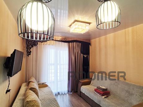 VINTAGE AND ATMOSPHERIC APARTMENT, Novosibirsk - apartment by the day
