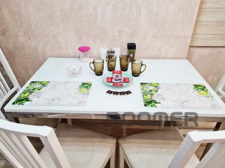 AMAZING APARTMENT, Novosibirsk - apartment by the day