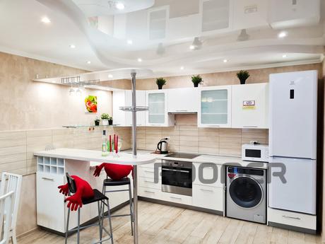 AMAZING APARTMENT, Novosibirsk - apartment by the day