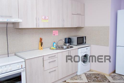 LIVE COMFORTABLY AND BE IN THE CENTER OF, Novosibirsk - apartment by the day