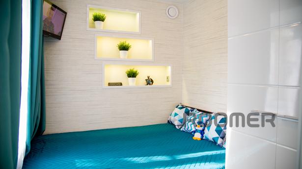 THIS APARTMENT WILL NOT LEAVE YOU INDIVI, Novosibirsk - apartment by the day