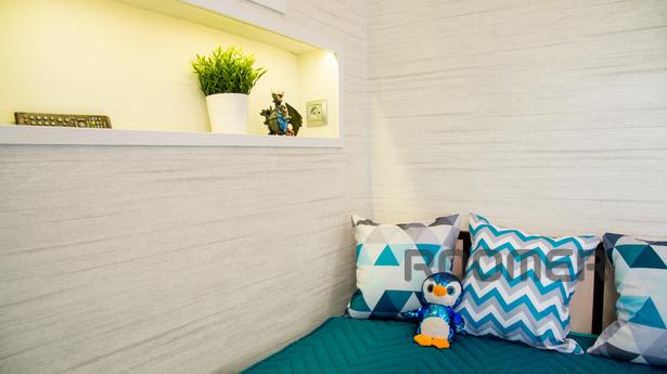 THIS APARTMENT WILL NOT LEAVE YOU INDIVI, Novosibirsk - apartment by the day
