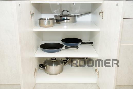 THIS APARTMENT WILL NOT LEAVE YOU INDIVI, Novosibirsk - apartment by the day