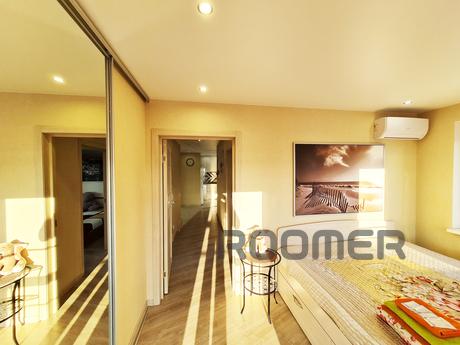 LUXURY ACCOMMODATION WITH RIVER VIEWS, Novosibirsk - apartment by the day