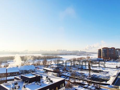 LUXURY ACCOMMODATION WITH RIVER VIEWS, Novosibirsk - apartment by the day