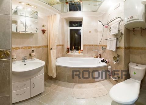 Luxury apartment in the center, Sevastopol - apartment by the day