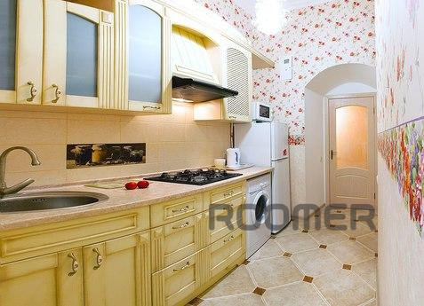 Luxury property in the center of Sevasto, Sevastopol - apartment by the day