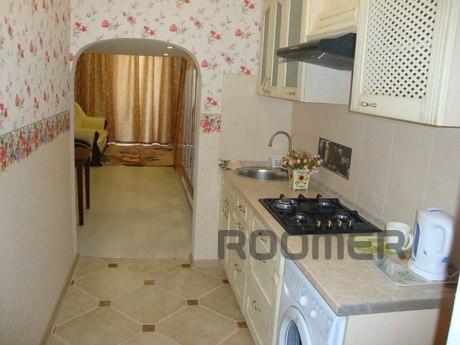 Luxury property in the center of Sevasto, Sevastopol - apartment by the day