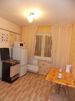Rent apartment renovated, Krasnoyarsk - apartment by the day