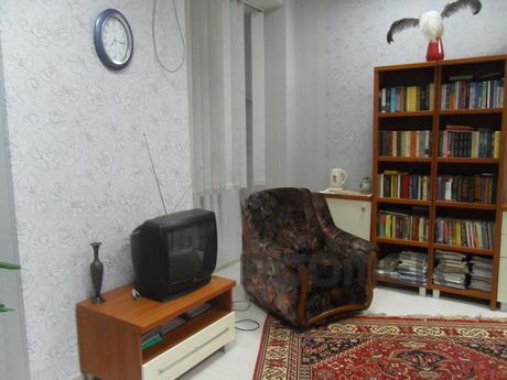 Cozy apartment in the center, near the s, Odessa - apartment by the day