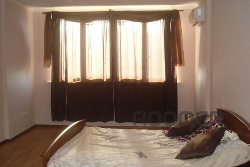 Very spacious Duplex! High ceilings! First level contains ha