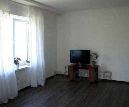 Apartment overlooking the sea and mounta, Alupka - apartment by the day