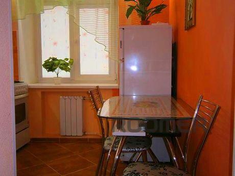1 room. vokzal, Kerch - apartment by the day