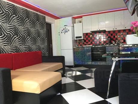 Rent a room with a kitchen turnkey, Alushta - apartment by the day