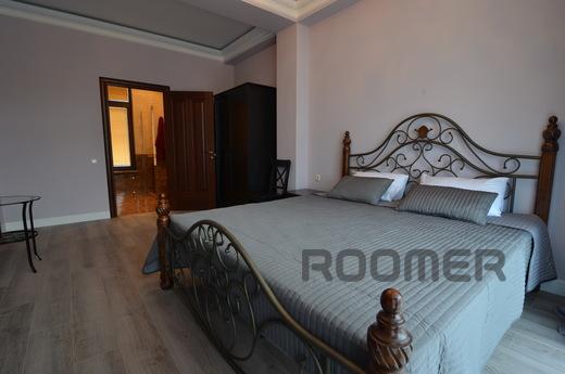 Private house Riviera in Alushta, Alushta - apartment by the day