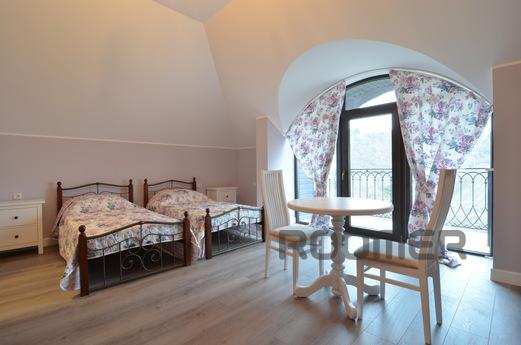 Private house Riviera in Alushta, Alushta - apartment by the day