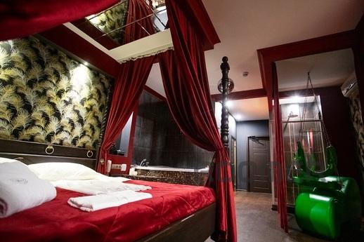 Таємнича 'Червона кімната', Киев - квартира посуточно