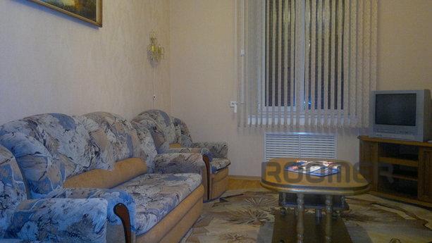 2 bedroom apartment, Smolensk - apartment by the day