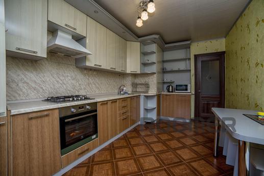 Daily Ak street. Petrova, 16, Smolensk - apartment by the day