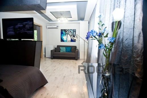 Modern 1komnatnaya flat elite class with a designer renovate