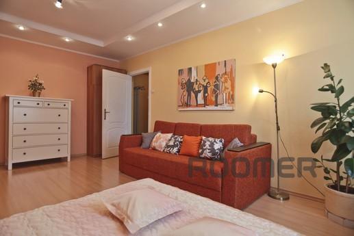 2-bedroom apartment on Smolenskaya (103), Moscow - apartment by the day