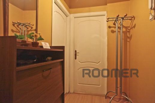2-bedroom apartment on Smolenskaya (103), Moscow - apartment by the day