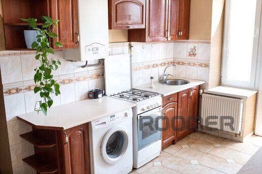 Quiet apartment on Dragana, Lviv - apartment by the day