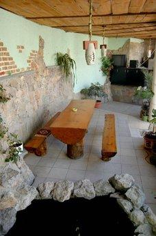 Mini-hotel 'Paradise', Yalta - apartment by the day