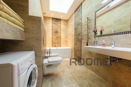 3 rooms apartment near the beach, Odessa - apartment by the day