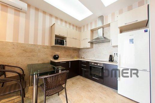 3 rooms apartment near the beach, Odessa - apartment by the day