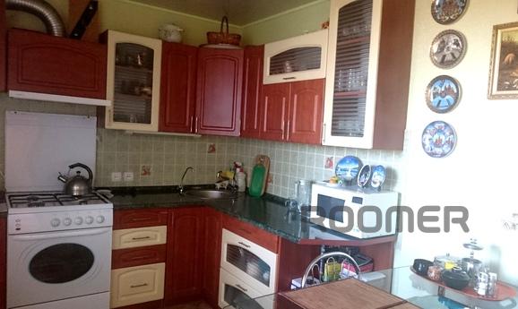 Cozy 2 . overlooking the sea, Feodosia - apartment by the day
