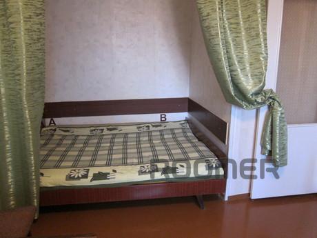 Сдам 1-ную квартиру по центральной улице, Евпатория - квартира посуточно